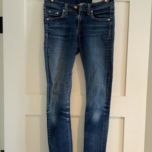 Rag and bone skinny jeans size 24